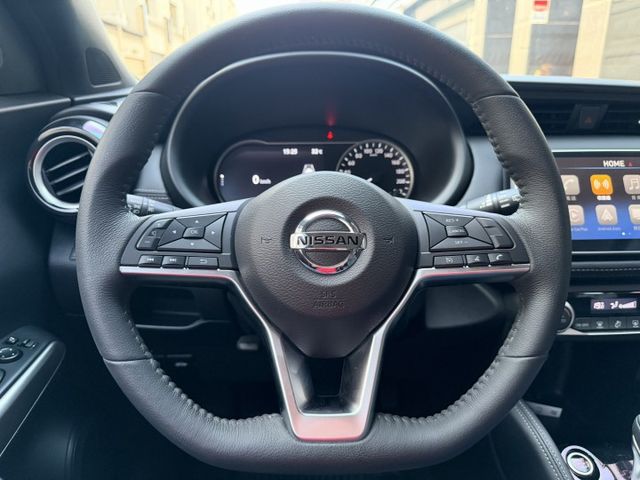 2018 KICKS 里程超級少 內裝猶如新車 定速/摸們/盲點/360環景/CARPLAY/抬頭顯示/超級便宜  第4張相片