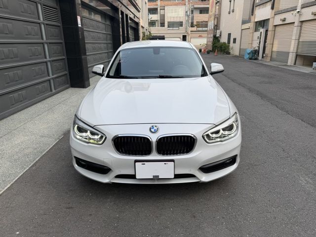 2016 小改款 118i 女用無菸車 定速/IK/摸們/雙區恆溫/倒車影像/模式切換/雙前電動椅/便宜  第2張相片