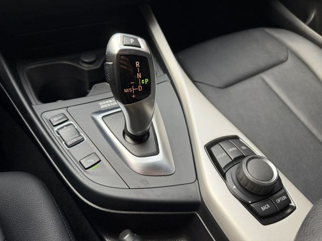 2016 小改款 118i 女用無菸車 定速/IK/摸們/雙區恆溫/倒車影像/模式切換/雙前電動椅/便宜  第8張相片