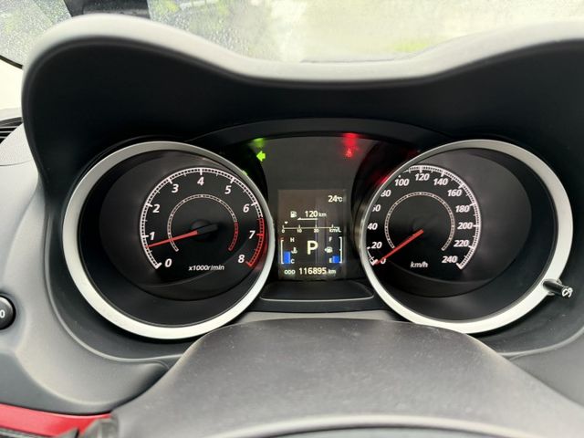 2014 Lancer iO版 鯊魚頭/大尾翼/升級安卓機/定速/換檔撥片/倒車顯影/恆溫/天窗/可全額貸款  第5張相片
