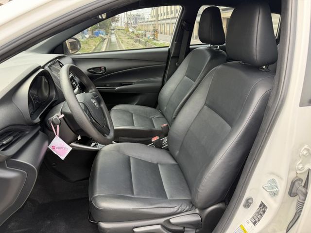 2021 YARIS 熱門掀背小車 / 省油省稅金/ 兩年五萬公里保固 / 經典版 / 可車換車 / 全額貸款  第7張相片