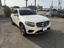 2017年 總代理 GLC250 4輪傳動 / 認證車 / 馬力200多P / 換檔撥片 / 定速 / 360環景 /  第3張縮圖