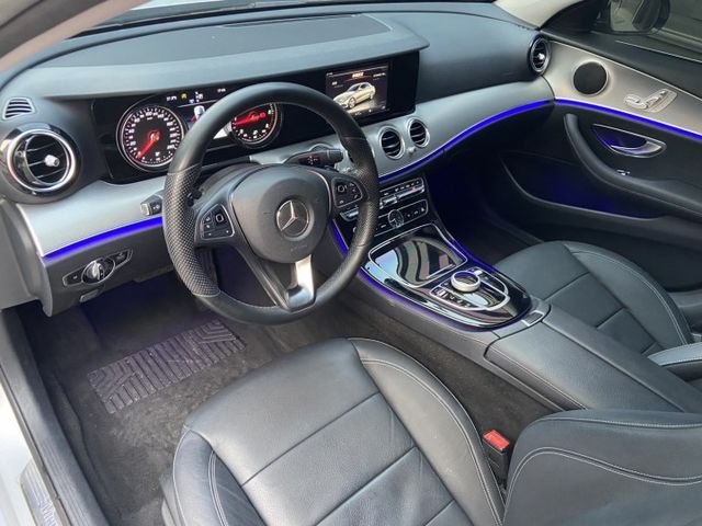 2016 E220D 認證車 64色氣氛燈 /定速/雙區恆溫/雙前座電動椅/高速長途超級省油/柴油渦輪  第9張相片