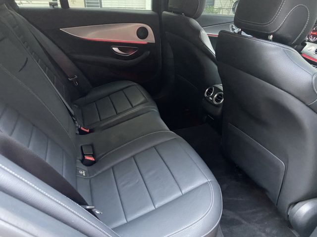 2016 E220D 認證車 64色氣氛燈 /定速/雙區恆溫/雙前座電動椅/高速長途超級省油/柴油渦輪  第12張相片