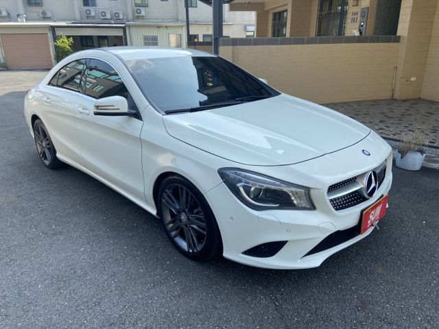2015 CLA200 優質獵跑 認證好車 無框玻璃 / 可車換車 / 全額貸款  第3張相片