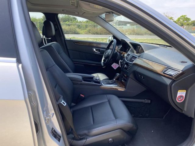 2010 E220d 柴油超省油  第12張相片