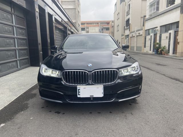 730LD 長軸版 市場沒車 有實力有品味的老闆 開過就懂他的好 襯托沉穩與低調的品味  第2張相片