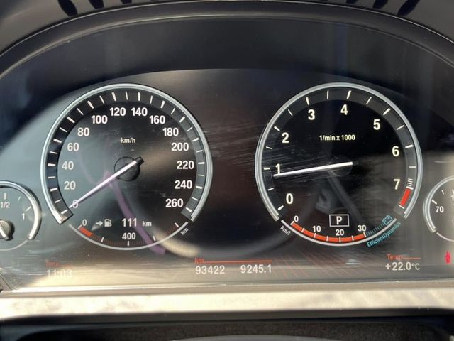 BMW 740Li   超低里程 僅跑9萬 全車原版件 20幾萬開回去帥  第8張相片