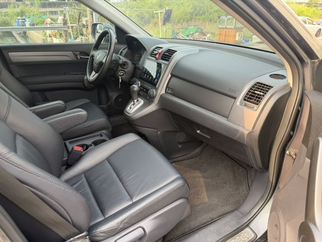 2009 4WD CRV 內裝顧的超級漂亮 引擎變速箱冷氣 超健康 升級安卓機 有快撥/電折/原廠保養  第12張相片