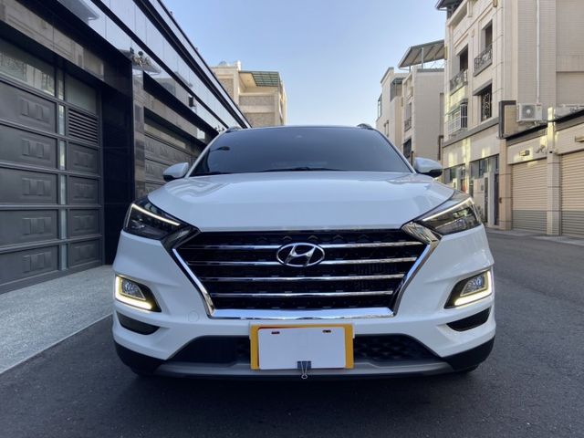 2021土桑 認證車 配備滿 ACC 電動尾門 車道維持 盲點 雙前電動椅 CARPLAY 360環景 全景天窗  第2張相片
