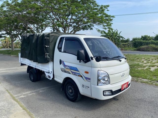 2020 小霸王 自排 大單箱  超稀有 車況優良 有安卓機 棚子可協助拆裝  第3張相片
