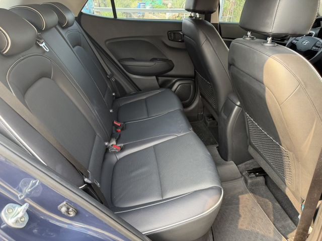 2020 帆優 GLC版頂級  定速/車道維持/360環景/CARPLAY/原廠保養/盲點/摸們/導航  第16張相片