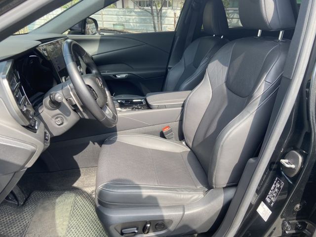 2023 RX350H 豪華房車內外超漂亮 配備滿 ACC/抬頭顯示器/盲點偵測/摸們/雙前通風加熱座椅/3區恆溫/電動  第13張相片
