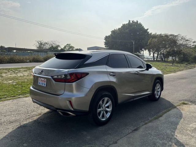 2016年 RX200T 車況優質 認證車 配備基本滿 迎賓模式 便宜賣 0938696811  第4張相片