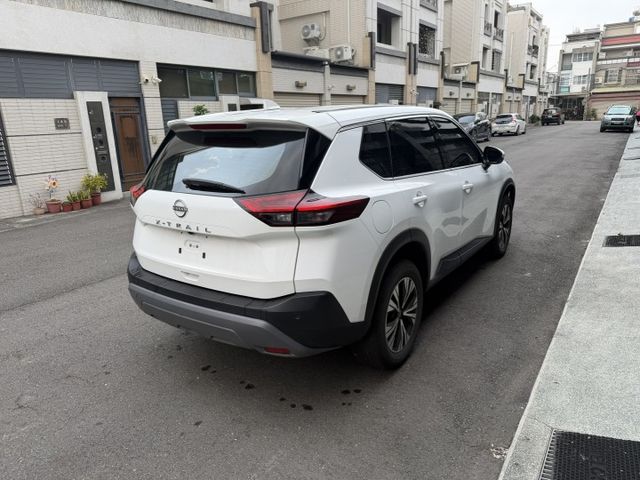 2025 大改款 新款車頭 輕油電 1.5稅金/ACC跟車/盲點/摸們/定速/AEB/可全貸/可車換車  第18張相片