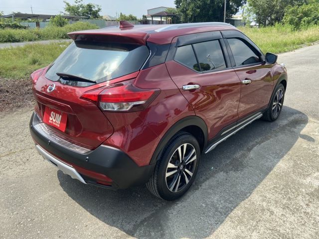 2020 日產 KICKS 都市小休旅首選 配備基本滿 買車送全車隔熱紙OR保養乙次  第19張相片