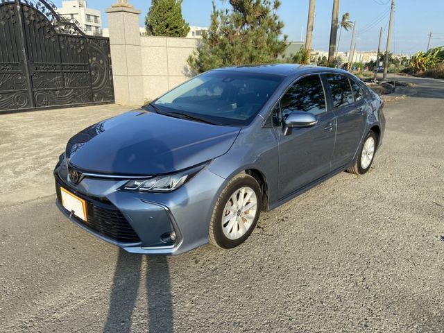 2020 ALTIS 前車主加裝原廠盲點偵測 升級安卓機 抬頭顯示器  水藍色超有質感  第1張相片