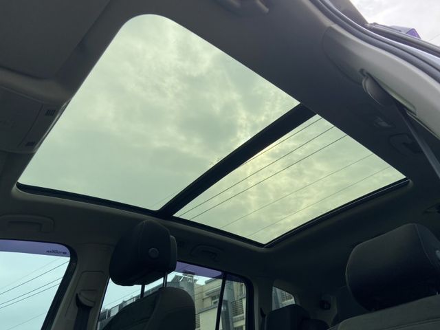 2023/24年領牌 TOURAN 完整LV2/電動尾門/CARPLAY/腳踢/儀表導航/丹麥高級音響/全景天窗  第20張相片
