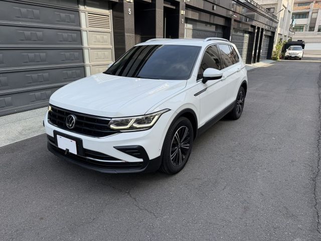 2021 帝觀 完整LV2 自動停車輔助/電動尾門/360環景/CarPlay/導航/原廠保養/雙前電熱椅  第1張相片