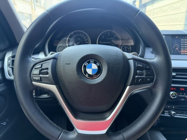 2015年 X5 25D 認證原版件 / 定速/全景天窗/雙區恆溫/電尾門/雙前電動椅/空間超級大/4輪傳動  第4張相片