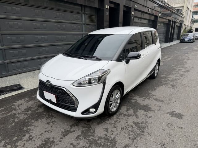 2023 SIENTA 豪華版 原廠保養/倒車三項顯影/車道偏移警示/預防碰撞/空間大/輕巧有力/可全額貸款  第1張相片