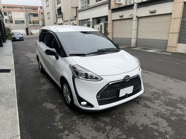 2023 SIENTA 豪華版 原廠保養/倒車三項顯影/車道偏移警示/預防碰撞/空間大/輕巧有力/可全額貸款  第3張相片