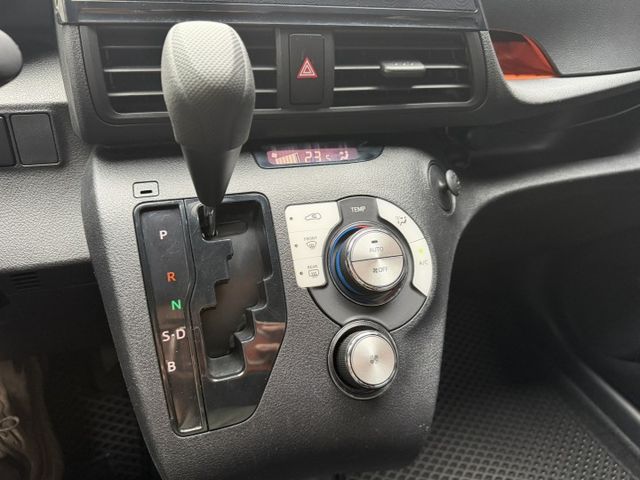 2023 SIENTA 豪華版 原廠保養/倒車三項顯影/車道偏移警示/預防碰撞/空間大/輕巧有力/可全額貸款  第9張相片