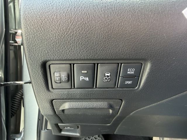 2020 YARIS CROSSOVER/定速/CarPlay/導航/抬頭顯示器/導車影像/配備滿/超級便宜/可全額貸款  第8張相片