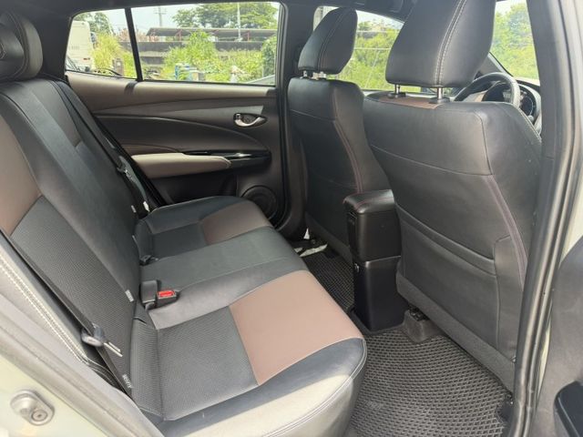 2020 YARIS CROSSOVER/定速/CarPlay/導航/抬頭顯示器/導車影像/配備滿/超級便宜/可全額貸款  第14張相片