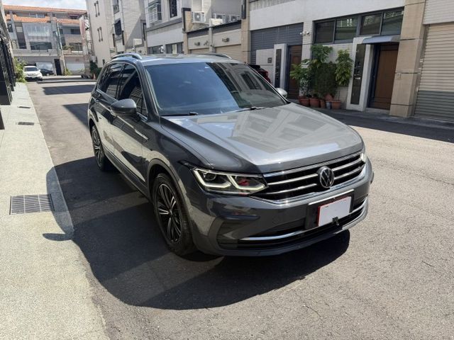 2021 帝觀280TSI / ACC跟車/摸們/IK/儀表導航/盲點/自動停車/360環景/電尾門/超美車況/可全貸  第3張相片
