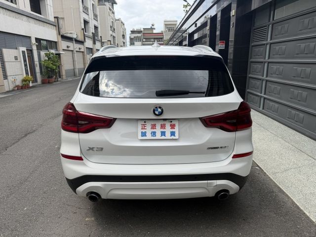2019 X3 20I 認證車 /5AU 定速/盲點/跟車/轉向輔助/抬頭顯示器/三區恆溫/電尾門/車況一級棒/可全貸  第20張相片