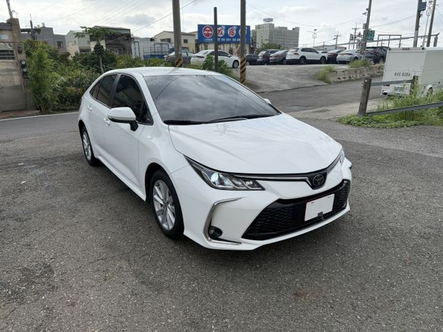 2023 ALTIS 豪華版免IK /ACC跟車/車道偏移/摸門/CarPlay/三區顯影/恆溫/可全額貸款/車換車  第3張相片