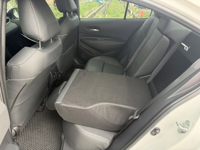 2023 ALTIS 豪華版免IK /ACC跟車/車道偏移/摸門/CarPlay/三區顯影/恆溫/可全額貸款/車換車  第12張相片