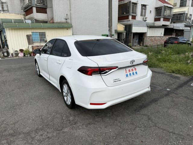 2023 ALTIS 豪華版免IK /ACC跟車/車道偏移/摸門/CarPlay/三區顯影/恆溫/可全額貸款/車換車  第16張相片