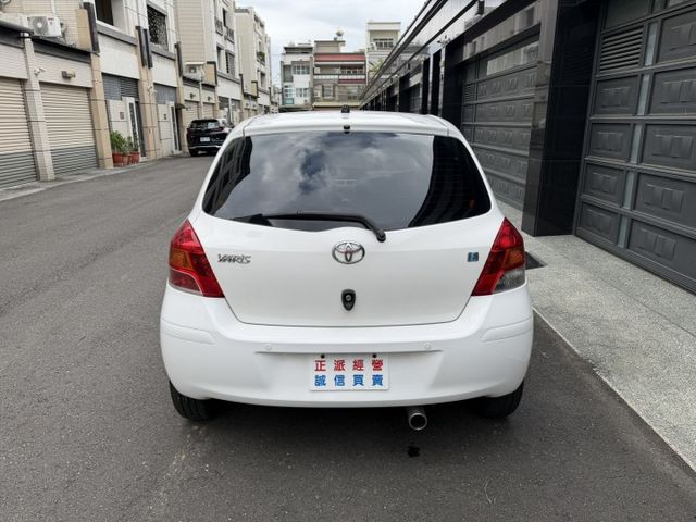 2009年 YARIS 小鴨 E版 認證車 內外漂亮無待修 / 市區代步/練習超適合 省油省稅金/小台停車免煩惱  第14張相片