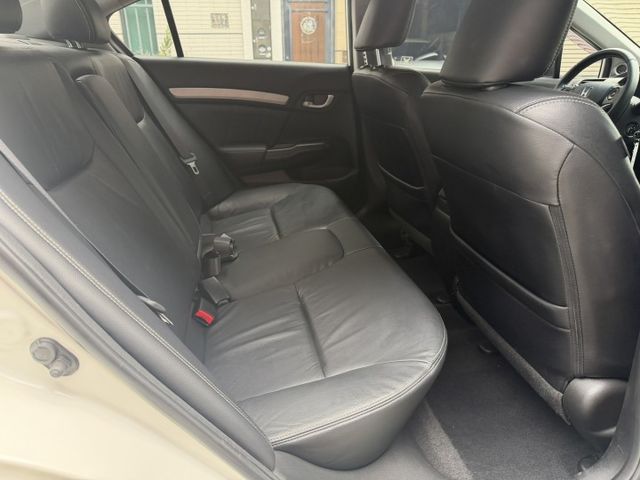 2013年 9代 VTI-S 定速/恆溫/升級安卓機/無線CarPlay/換檔撥片/車況優質/可全額貸款/歡迎試乘  第11張相片