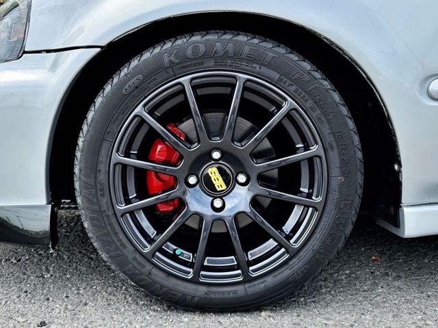 收藏車~ 原鈑件 里程保證 全車花費10幾萬大翻新 千禧年高階版本 有電動座椅 核桃木內飾 原汁原味 實車比照片更漂亮  第6張相片