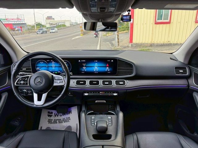 全車原鈑件 GLE450汽油版 全景天窗 23P跟車 全液晶儀表板 盲點 電尾門 360環景 黑枕木內飾 記憶座椅  第7張相片
