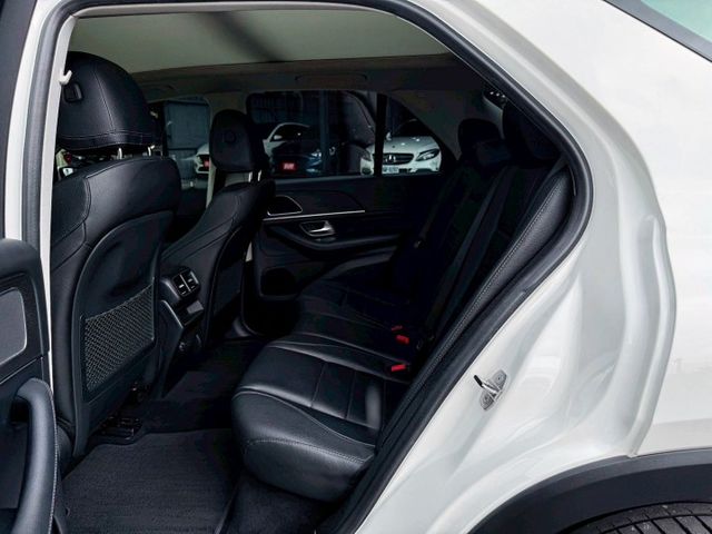 全車原鈑件 GLE450汽油版 全景天窗 23P跟車 全液晶儀表板 盲點 電尾門 360環景 黑枕木內飾 記憶座椅  第9張相片