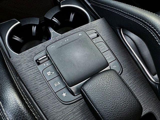 全車原鈑件 GLE450汽油版 全景天窗 23P跟車 全液晶儀表板 盲點 電尾門 360環景 黑枕木內飾 記憶座椅  第11張相片