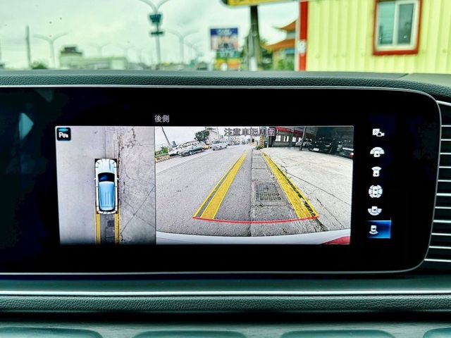 全車原鈑件 GLE450汽油版 全景天窗 23P跟車 全液晶儀表板 盲點 電尾門 360環景 黑枕木內飾 記憶座椅  第14張相片