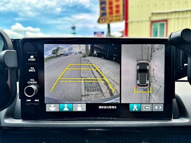 一手車 全車原鈑件 原廠保養 S版 選配360環景 LV2跟車 Carplay影音系統 胎壓偵測 記憶座椅 盲點 定速  第16張相片