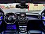全車原鈑件 改AMG平把碳纖維方向盤 升級360環景系統 全車氣氛燈 迎賓燈 發光旋轉柏林 AMG發光飾板 渦輪出風口  第5張縮圖