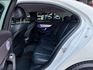 全車原鈑件 改AMG平把碳纖維方向盤 升級360環景系統 全車氣氛燈 迎賓燈 發光旋轉柏林 AMG發光飾板 渦輪出風口  第7張縮圖