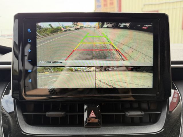 25年式小改款 原鈑件 里程僅跑1萬9千 豪華+免鑰匙 270環景 CarPlay 盲點偵測 ACC跟車系統 恆溫空調  第11張相片