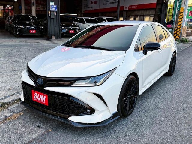 數十萬精品改 改GR包 魚眼頭燈 Free air氣壓避震 DATA鋁圈 四出排氣管中尾段 變形蟲方向盤 刷隱藏功能  第1張相片