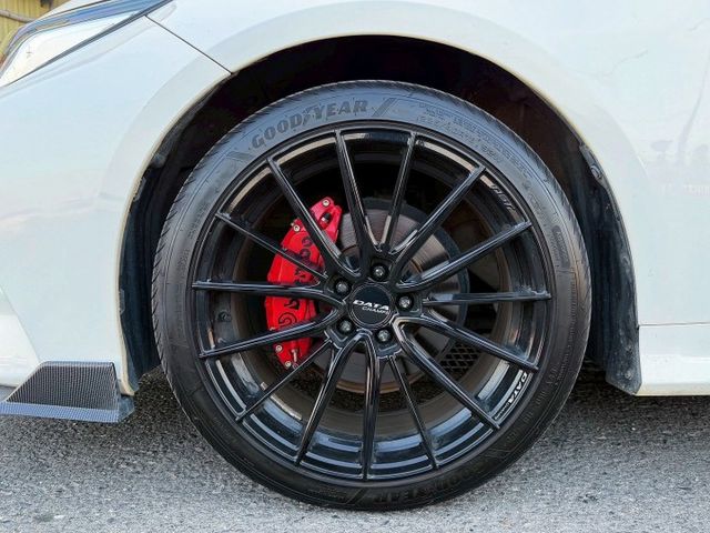 數十萬精品改 改GR包 魚眼頭燈 Free air氣壓避震 DATA鋁圈 四出排氣管中尾段 變形蟲方向盤 刷隱藏功能  第8張相片