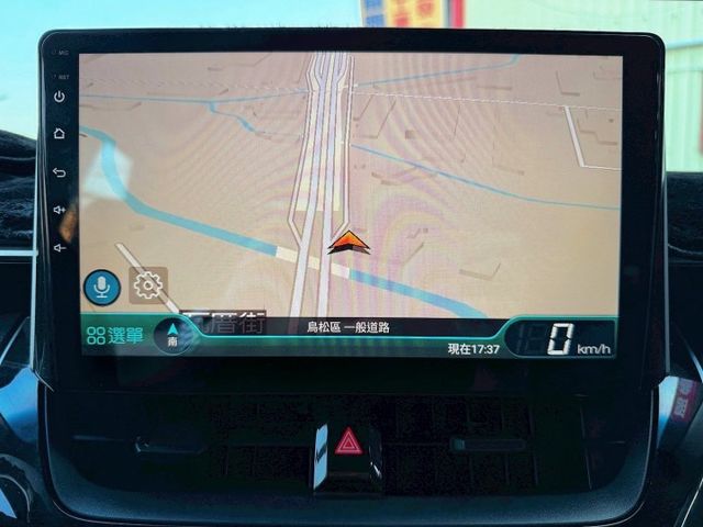 數十萬精品改 改GR包 魚眼頭燈 Free air氣壓避震 DATA鋁圈 四出排氣管中尾段 變形蟲方向盤 刷隱藏功能  第18張相片