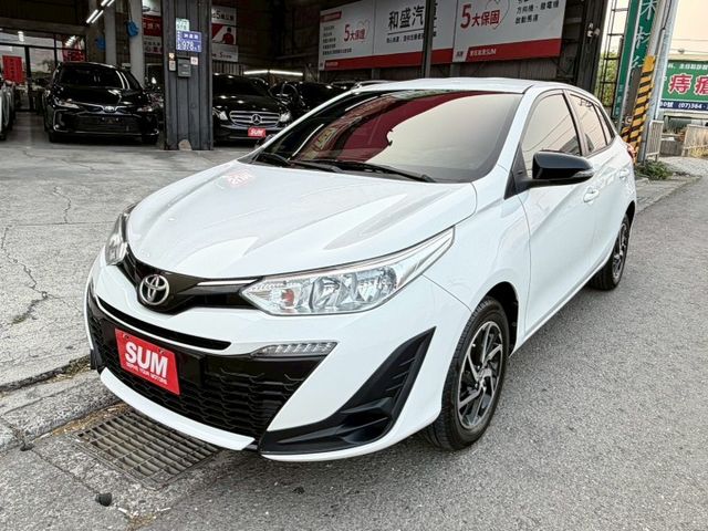 原鈑件 女用車 僅跑3萬多公里 經典版 15吋雙色鋁圈 雙安 ABS 加裝安卓大螢幕 前後錄電子後視鏡 LED大燈  第1張相片