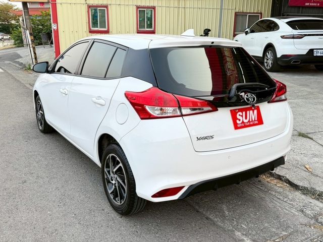 原鈑件 女用車 僅跑3萬多公里 經典版 15吋雙色鋁圈 雙安 ABS 加裝安卓大螢幕 前後錄電子後視鏡 LED大燈  第4張相片